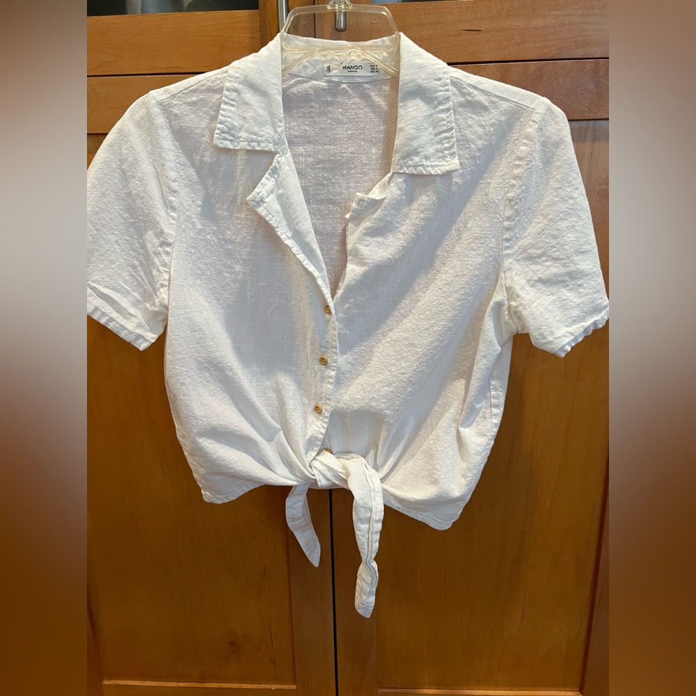 Mango 100% Cotton collared button down with tie